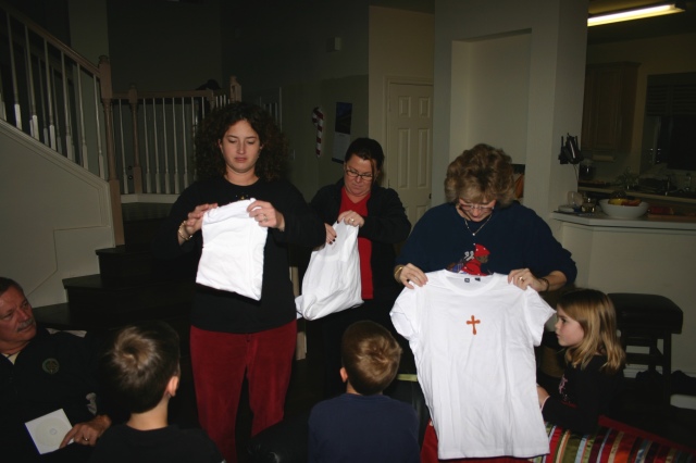 2006-12-25-Christmas-Day-18-Jim-Dax-Suzi-KT-Chance-Janeen-Kyla.jpg